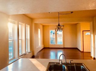 310 S Clinton St, Bloomington, IL 61701