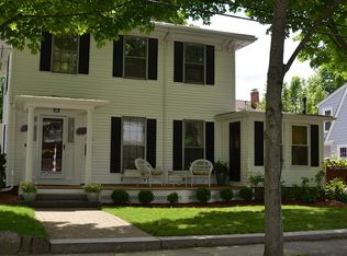 49 Chute St, Reading, MA 01867