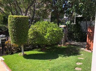 2506 S Bronson Ave, Los Angeles, CA 90018