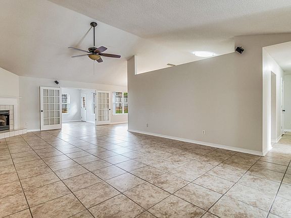 2nd image of 6012 Toulouse Dr