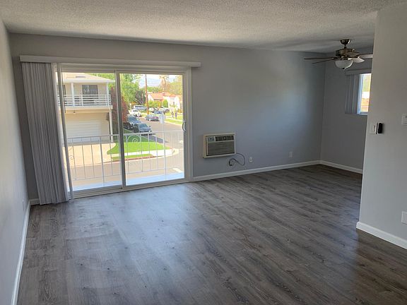 3rd image of 4907 Riverton Ave #4