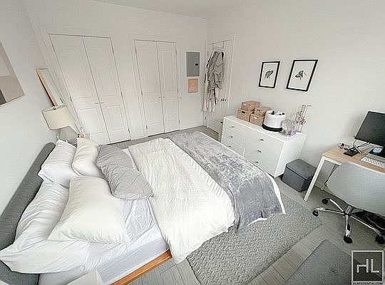 3rd image of 2759 Crescent St APT 3