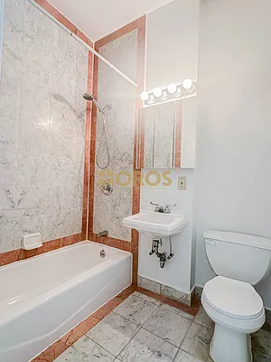 Rented by City Connections Realty | media 7
