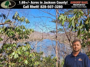 (Undisclosed Address), Tuckasegee, NC 28783