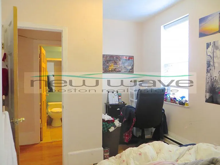 206 Northampton St #3 — Photo 5