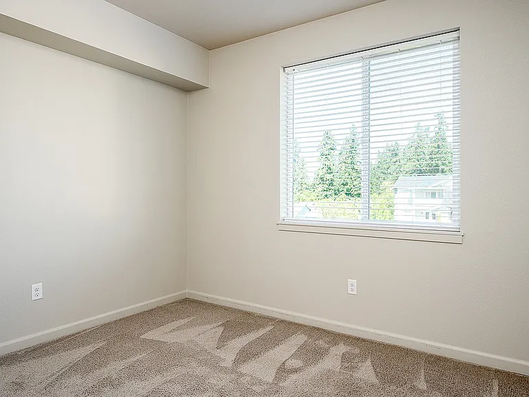 Alderbrook Apartments — Photo 19
