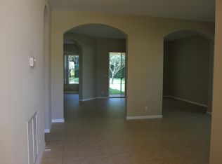 143 Palm Beach Plantation Blvd #1, Royal Palm Beach, FL 33411