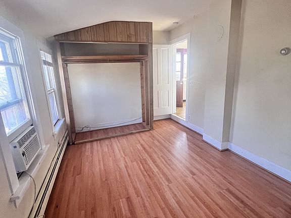 4th image of 7800 Bradburn Blvd