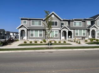 9991 N Featherstone Dr, Highland, UT 84003