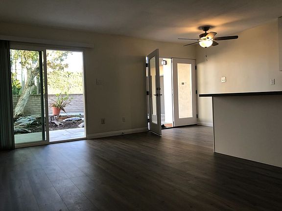 5th image of 25201 Loytan St