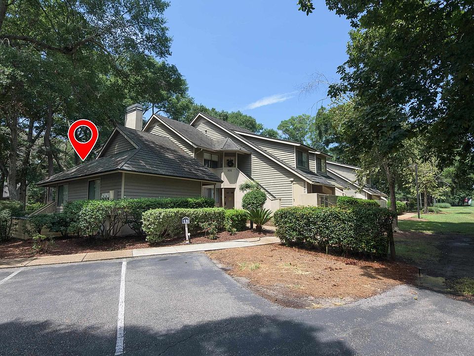1st image of 305 Myrtlewood Ct. #18-A