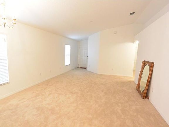 5th image of 18558 Kentisbury Ct