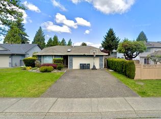 15431 93rd Ave, Surrey, BC V3R9B5