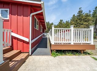 1011 231st Ln, Ocean Park, WA 98640