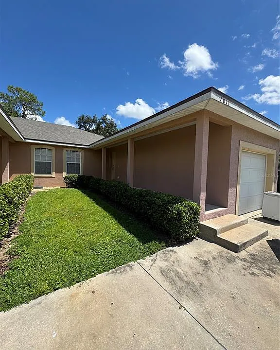 1011 Fox Lake Dr