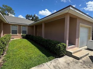 1011 Fox Lake Dr, Lakeland, FL 33809