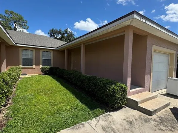 1011 Fox Lake Dr, Lakeland, FL 33809
