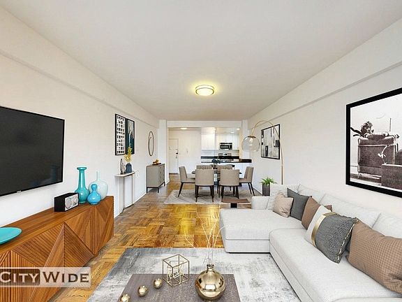2nd image of 219 E 69th St #5P