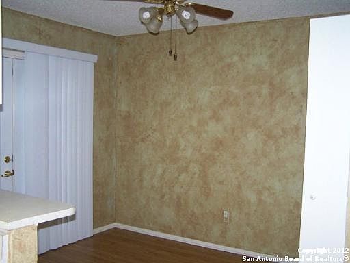 4th image of 1950-F Leslie Drive #F