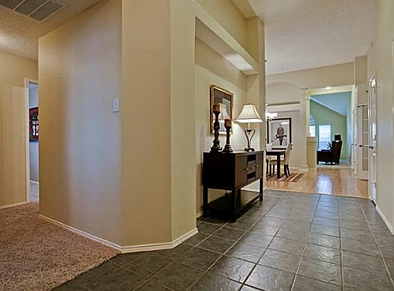 2nd image of 1822 Lake Whitney Ln