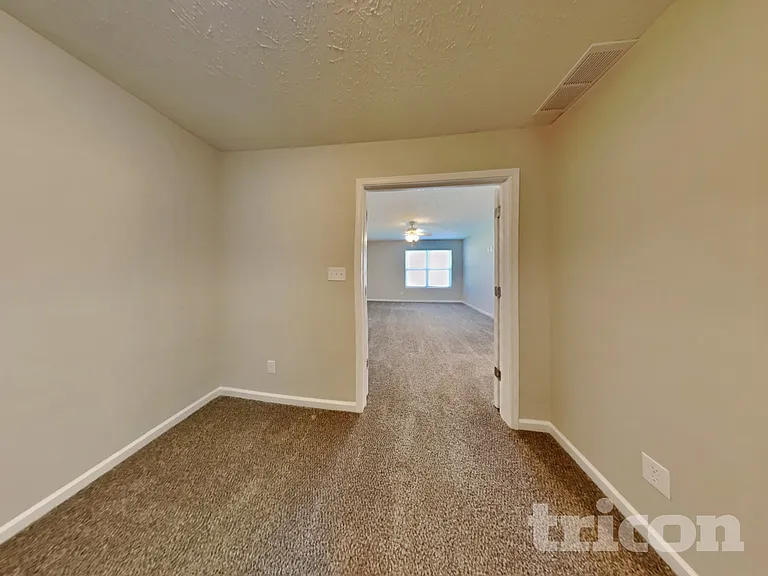 1105 Tomahawk Pl — Photo 14