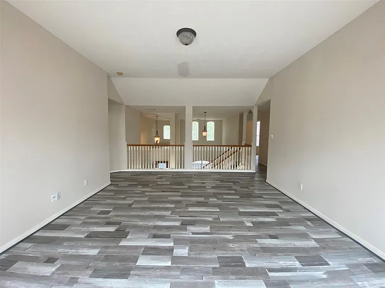 21239 Rush Hollow Ct — Photo 4