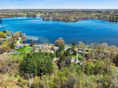 5976 Lake St, Fennville, MI, 49408