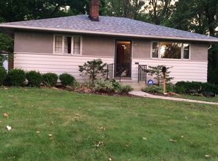 683 E Cooke Rd, Columbus, OH 43214