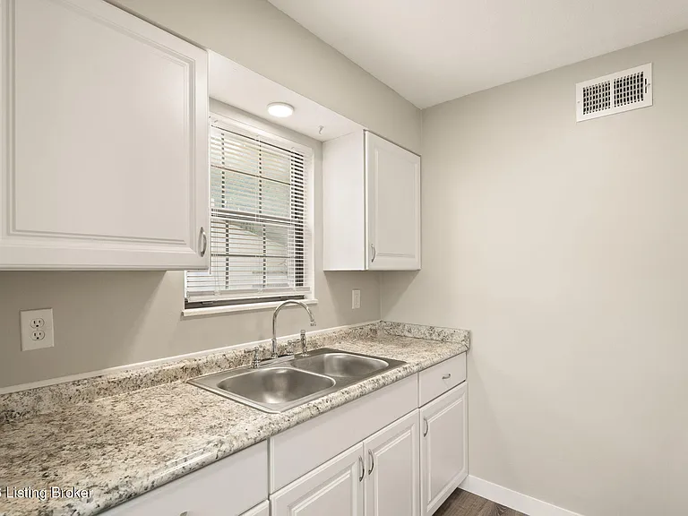 712 Mount Tabor Rd #3 — Photo 7