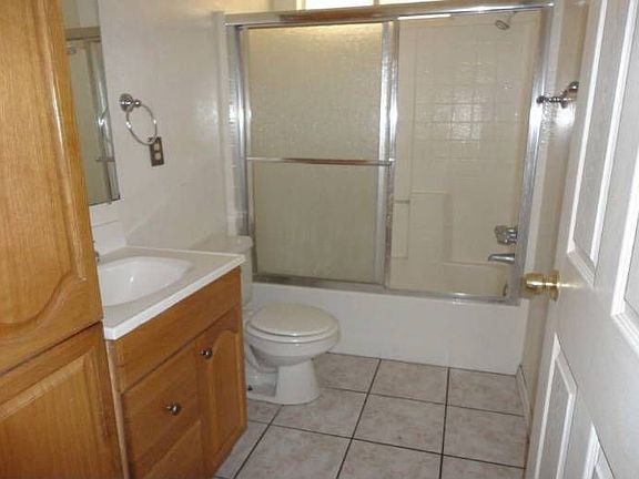 4th image of 1547 Sandalwood Dr