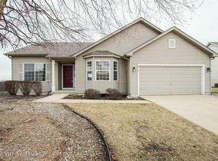 610 Wedgewood Trl, McHenry, IL