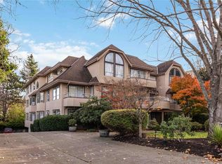 3263 Alder St #104, Saanich, BC V8X 1P3