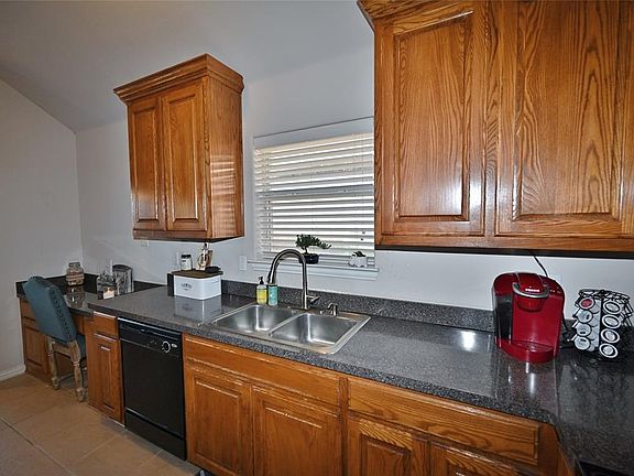 4th image of 1225 Sierra Blanca Dr
