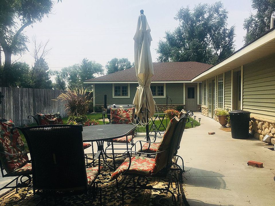 211 Colorado St, Elkhart, KS 67950 | Zillow