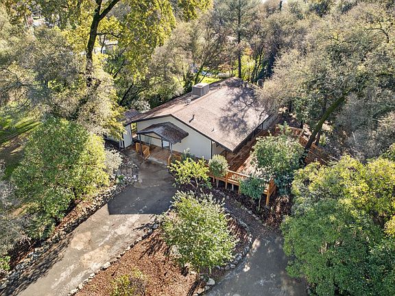 2nd image of 8040 Gilardi Rd
