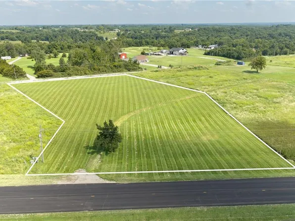 18261 Linwood Rd, Linwood, KS 66052