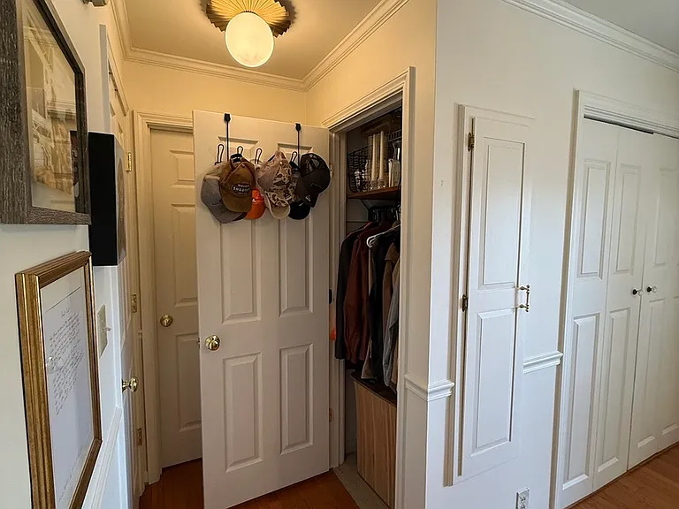 619 Chesterfield Cir — Photo 8
