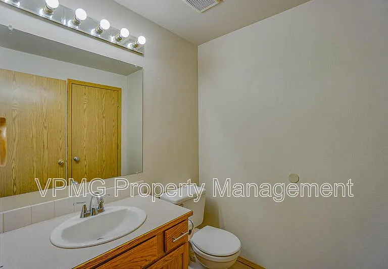 5502 NE 89th Ave — Photo 6