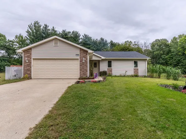 1250 N Arbutus Trl, Warsaw, IN 46580