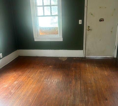 5th image of 274 Champlain St