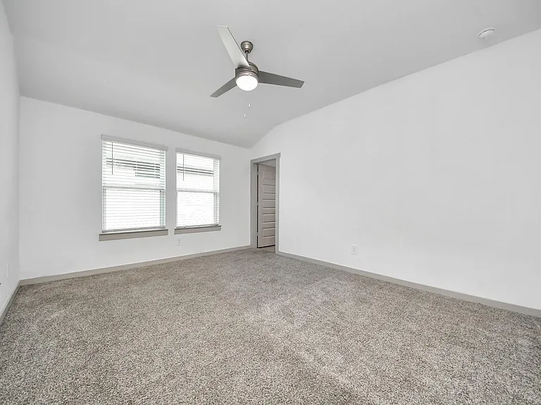 28930 Yulee Mill Dr — Photo 10