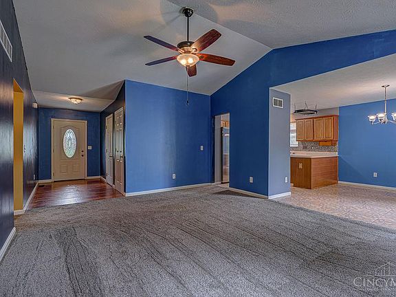 4th image of 1550 Clearbrook Ln