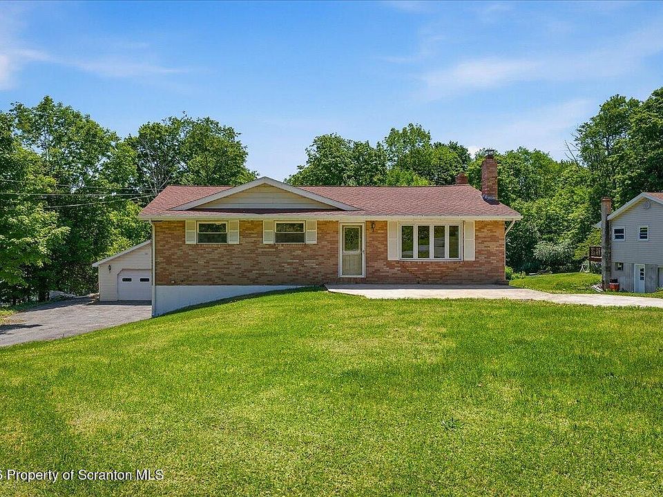 1st image of 82 Jubilee Rd