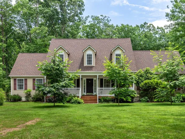 1356 Kents Mill Rd, Louisa, VA 23093