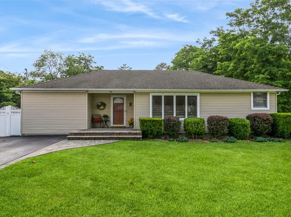 96 Maple Street, Medford, NY 11763