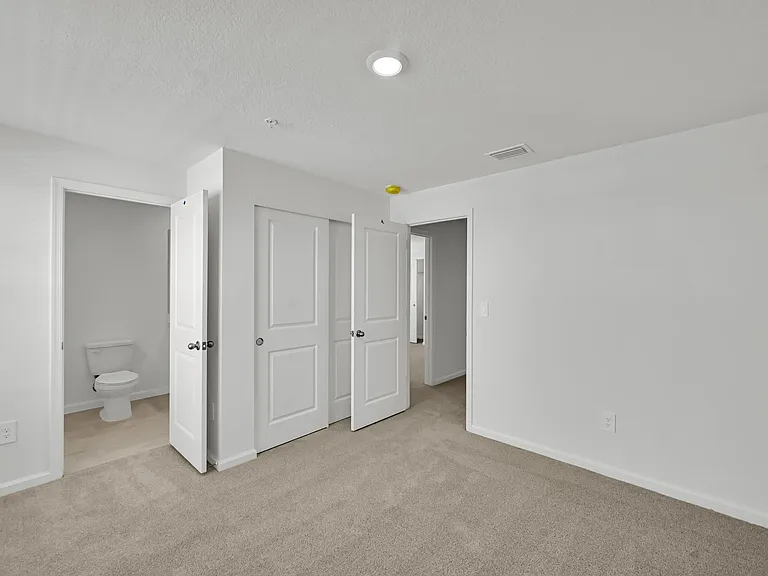 575 Salisbury Cir — Photo 12