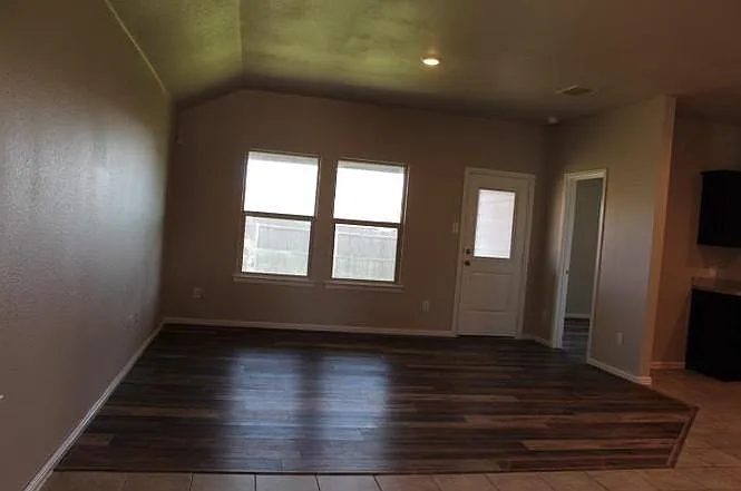 16628 Milwaukee St — Photo 13