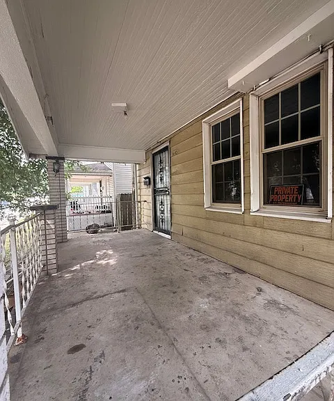 1610 Kelly Dr — Photo 29