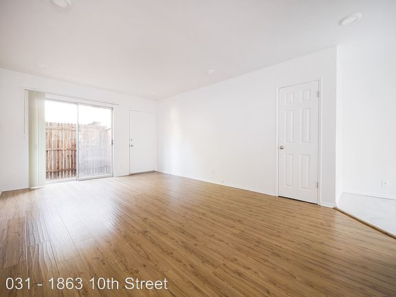 5th image of 1863 10th St APT D