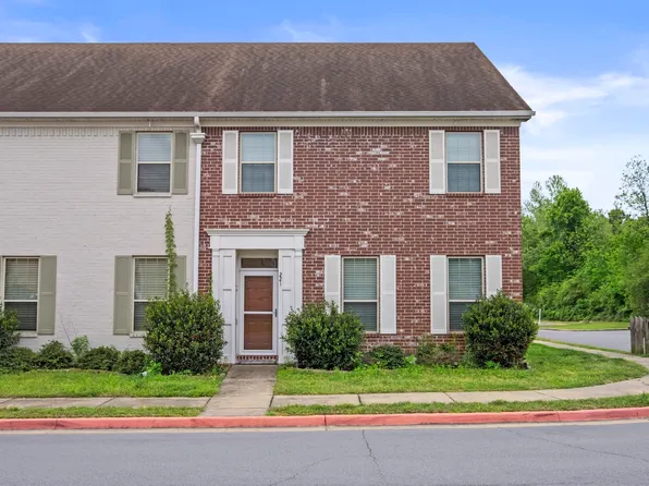 221 Prospect Park Cir, Bryant, AR 72022